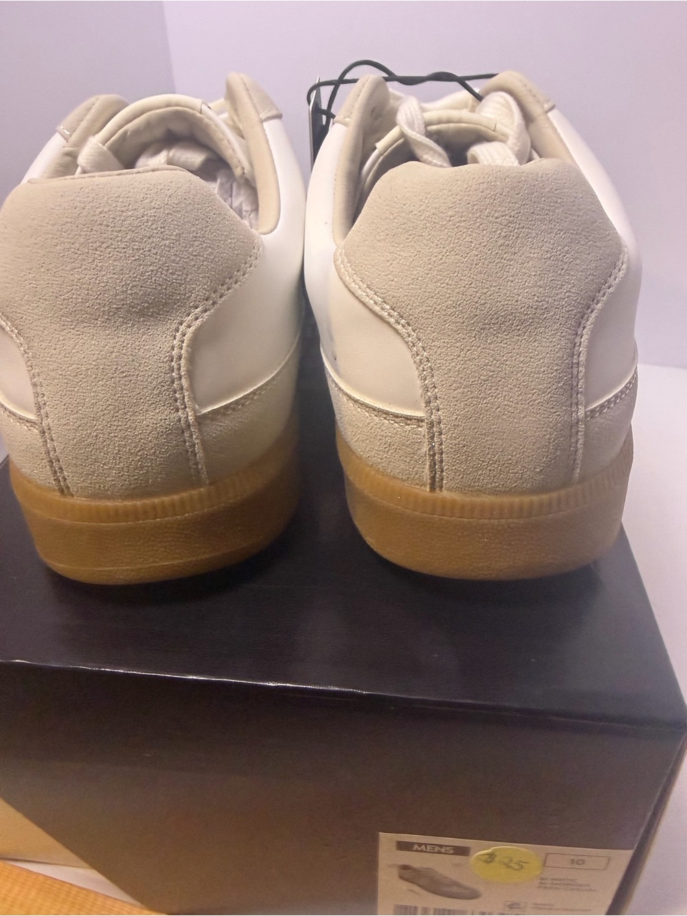 Steve Madden Men's Cream & Gum Low-Top Sneakers - Picture 5 of 7